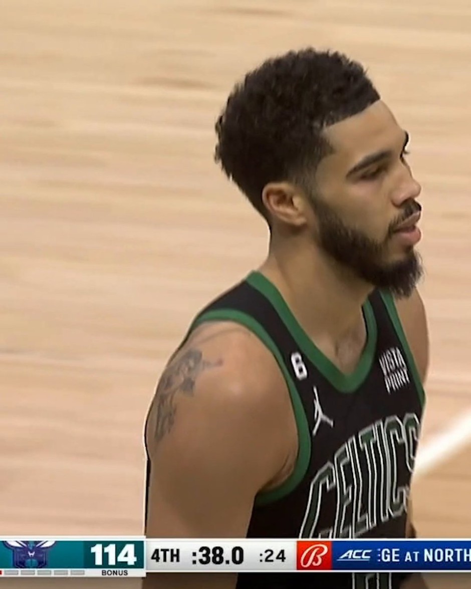 小组赛首战 小组赛首战