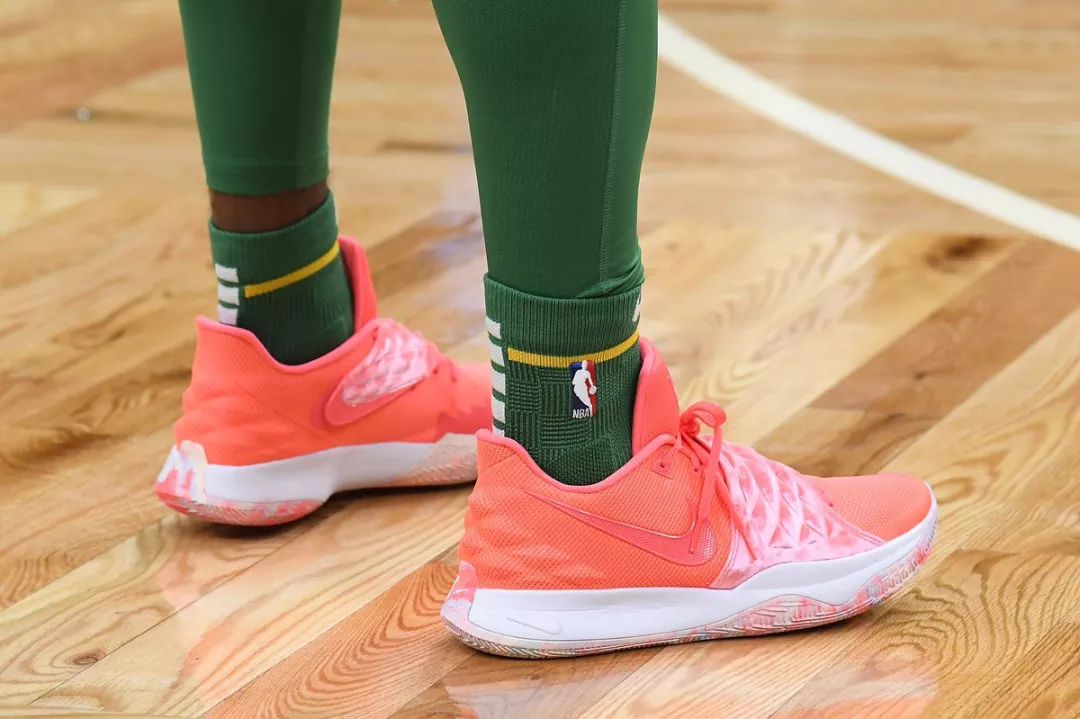 与回追角度 与回追角度