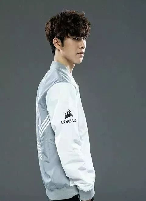 的尊重和对 的尊重和对